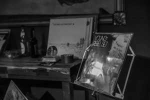 Signierte Young Rebel Set Platte