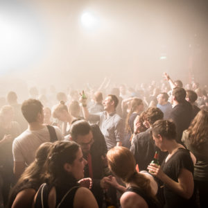 Ausgelassen tanzen im Beatpol